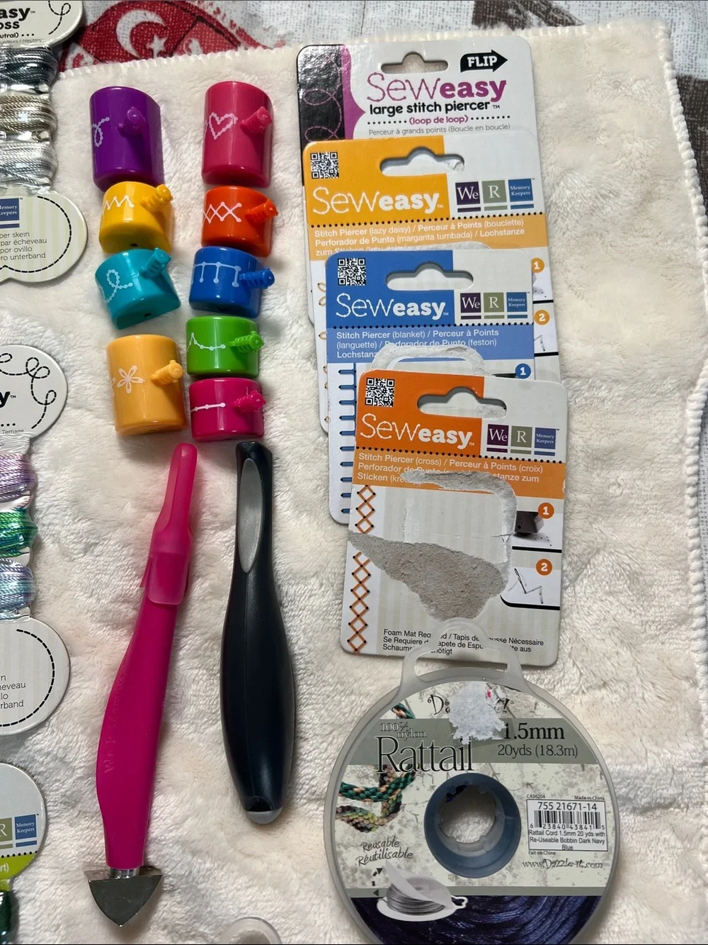 Sewing & Embroidery Notions Kit with Colorful Threads and Tools for Card Making